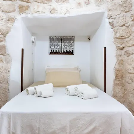 Trulli Sabrina * Locorotondo